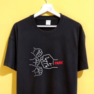 PUGNO PAPA’ + 3 FIGLI