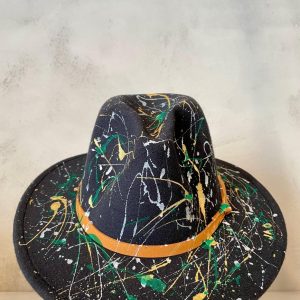 Cappello in panno JAD dipinto a mano