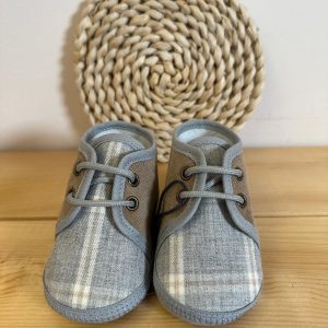 Scarpe culla grigia e beige Baby A