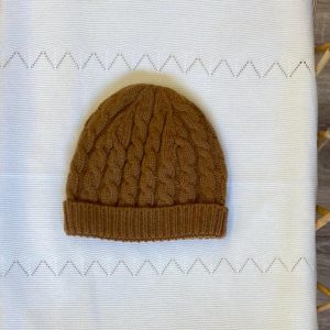 Cappellino marrone trecce Wedoble