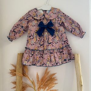 Vestito rosa a fiorellini con fiocco blu Mac Ilusion