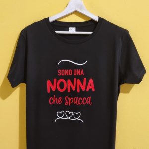 SONO UNA NONNA CHE SPACCA