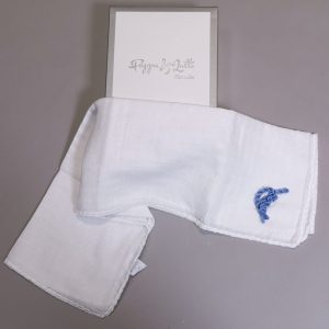 Mussola Bianca con Ricamo Blu Avio Pappa e Latte